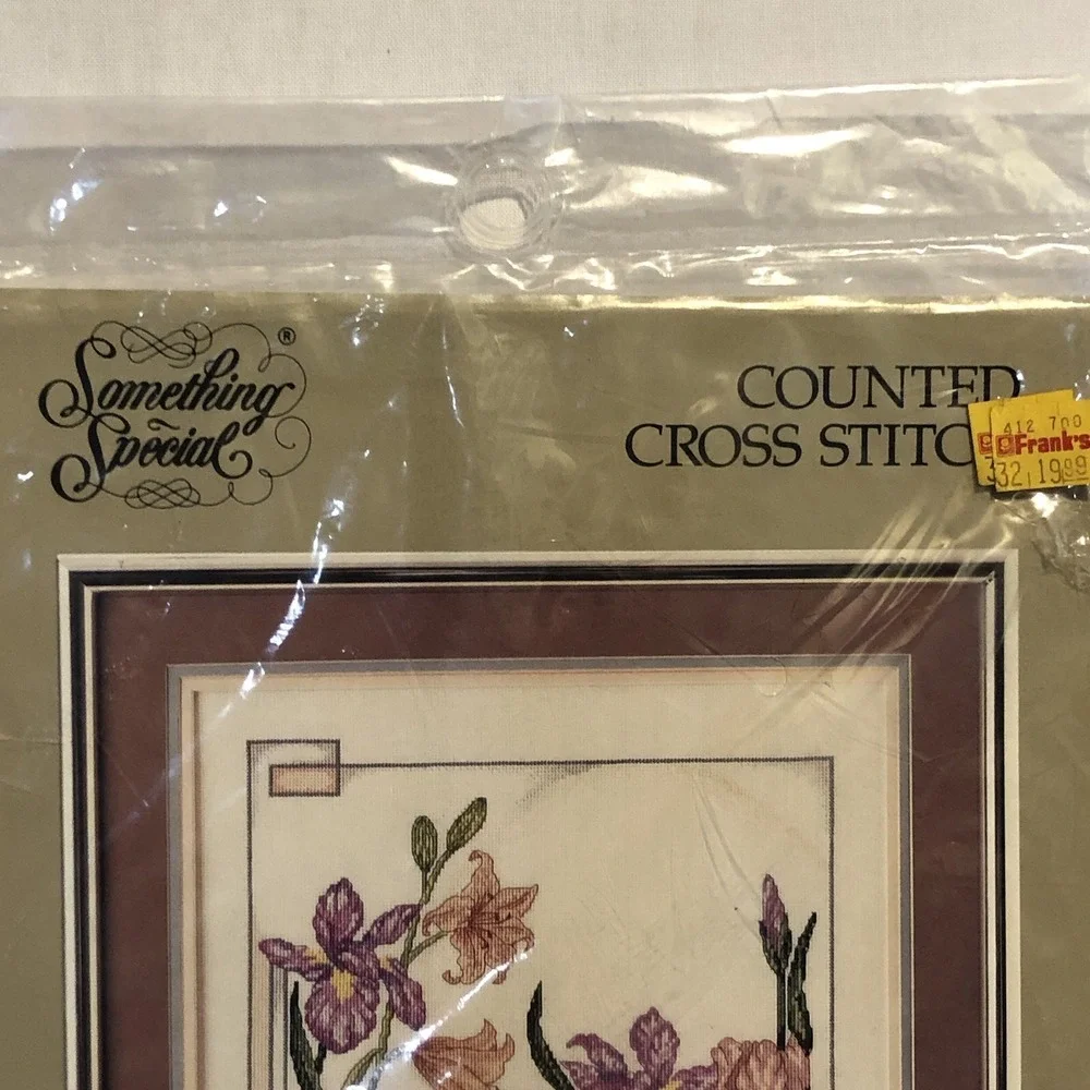 Vintage Something Special Iris And Tulips Deco Counted Cross Stitch 1988